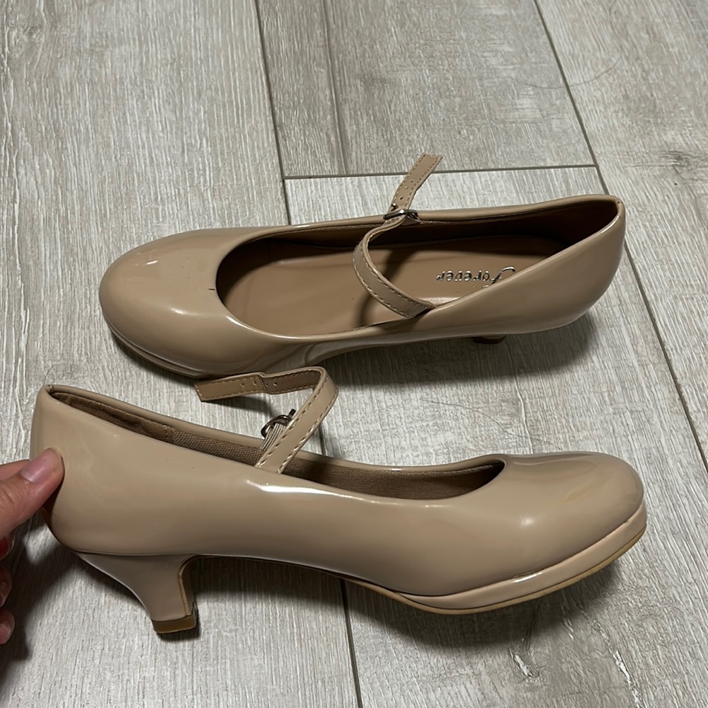 Nude 7.5 Marry Janes